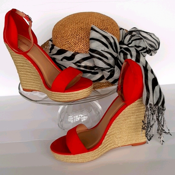 Express Shoes - Red Heels Express
